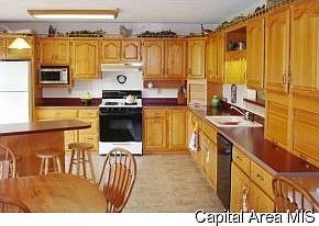 2nd image of 74 Holliday Rd