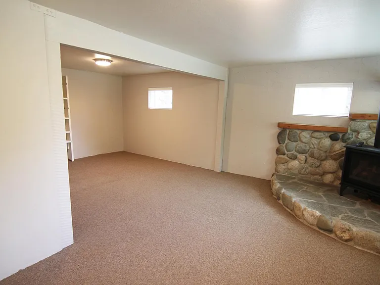 321 E Franklin Ave — Photo 11