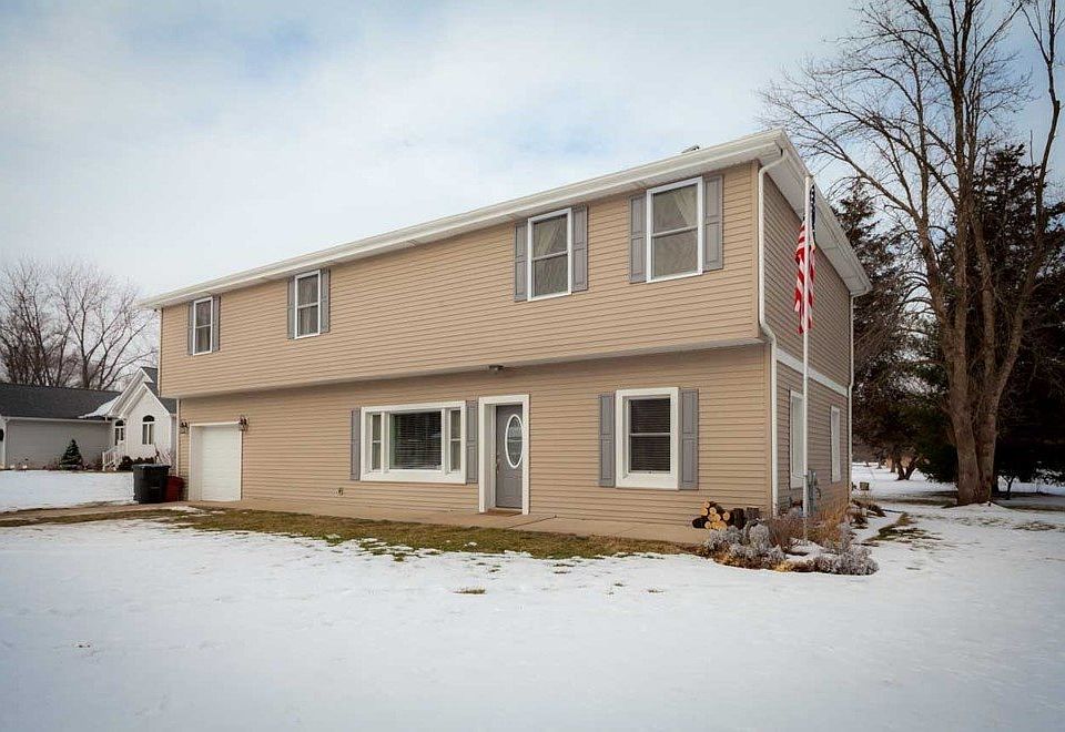 1st image of 1204 Prairie Ln