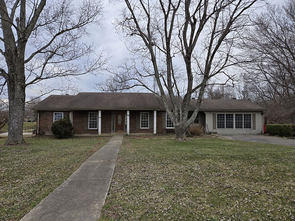 1st image of 301 Iron Dr