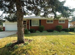 8633 W Denver Ave, Milwaukee, WI 53224