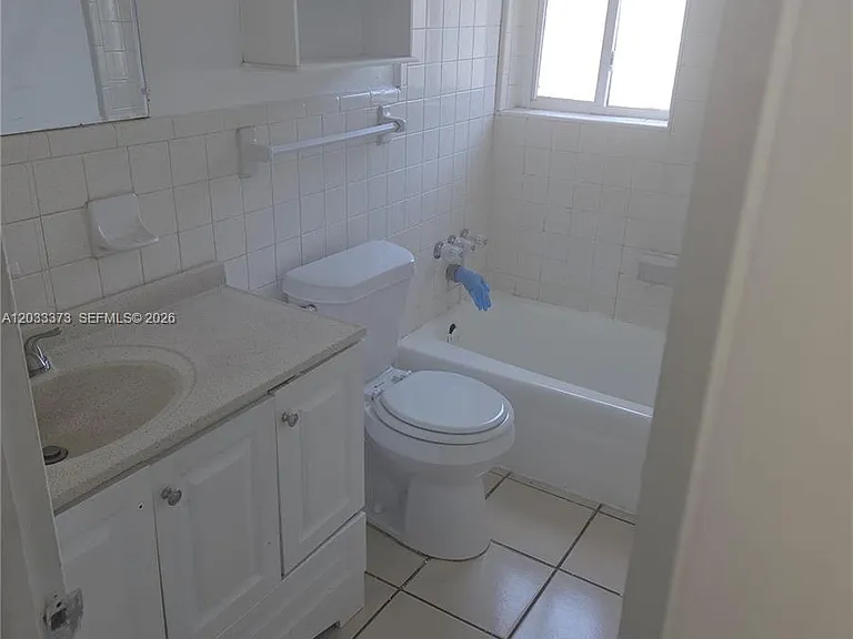 5281 SW 90th Way #1 — Photo 8
