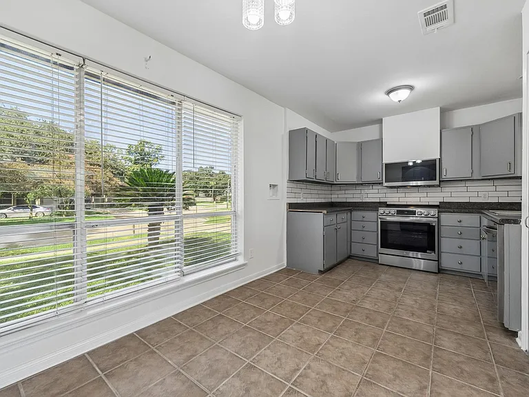 20806 Westgreen Ct — Photo 12
