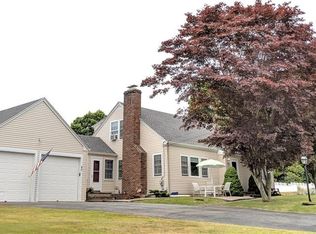 40 Wells St, Westerly, RI 02891