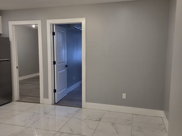 721 Bergen St FLOOR 3