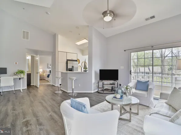 2004 Peggy Stewart Way Unit 209, Annapolis, MD 21401