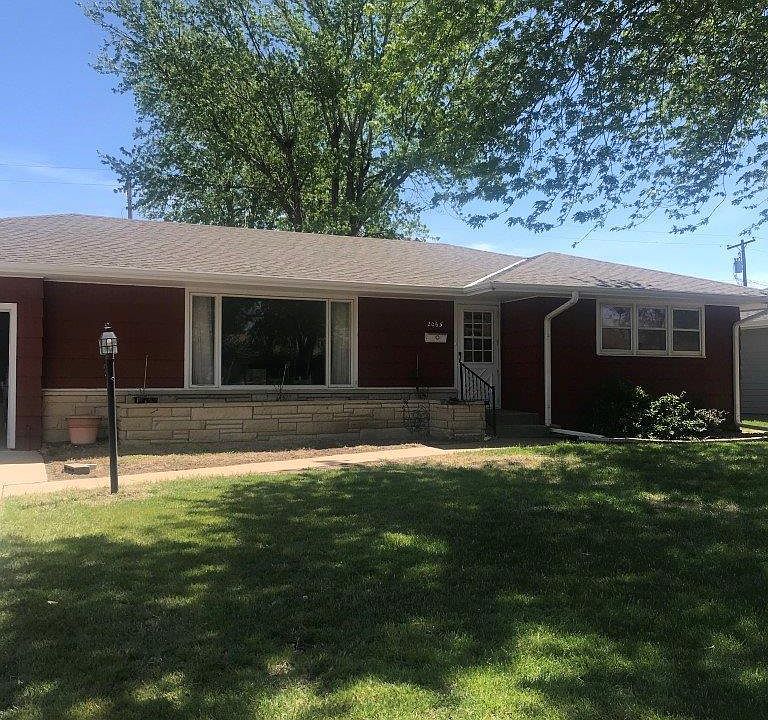 1st image of 2065 Highland Ave