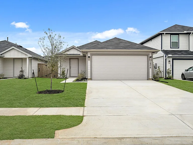 14316 Leafy Willow Dr — Photo 1
