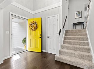 6928 Widmer Rd, Shawnee, KS 66216