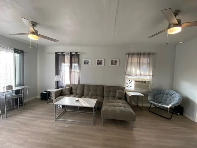 526 N View Ave — Photo 12