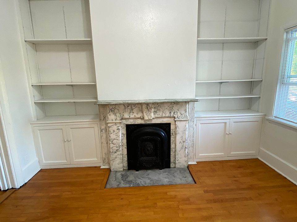 1st image of 1638 N Marshall St #1