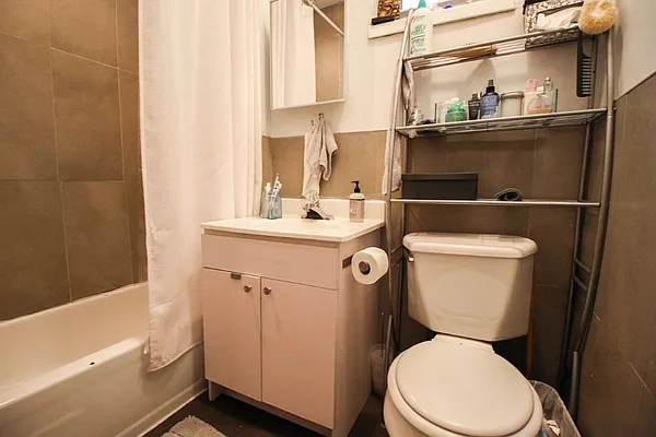 Rented by EXR | media 16