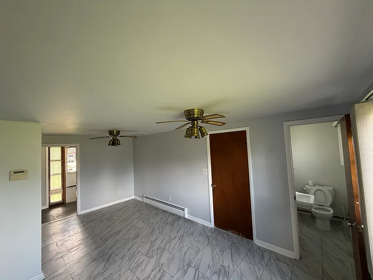 61 Sweetwood Dr — Photo 6