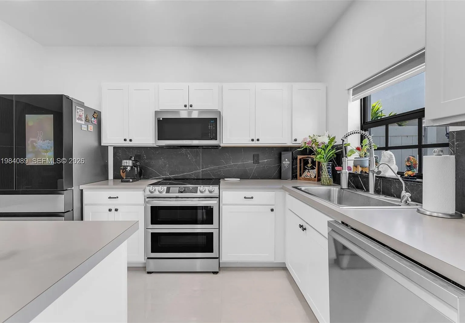 3 bed, 1466 sqft, $3,000 — Photo 4