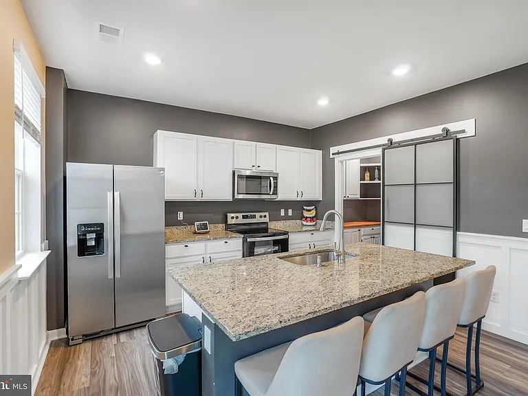 115 Bell Tower Ln — Photo 15