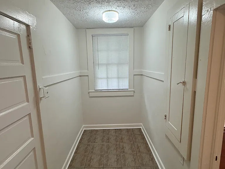 1710 Carrollton — Photo 8