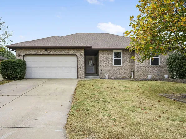 5329 S Honeysuckle Lane, Battlefield, MO 65619