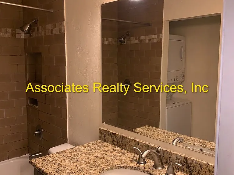 4529 NW 45th Ct — Photo 10