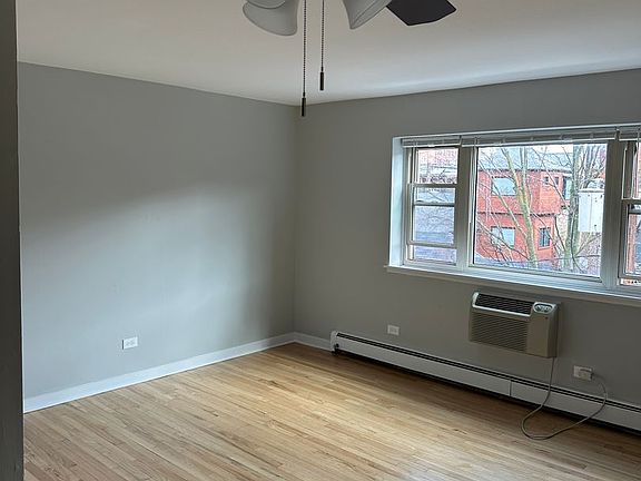 5th image of 3161 N Cambridge Ave APT 312
