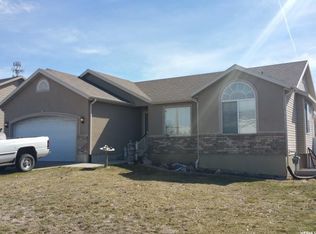 2605 W 4000 S, Roy, UT 84067