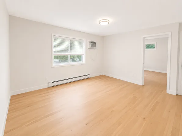 208 Wilson Avenue image 1 of 6