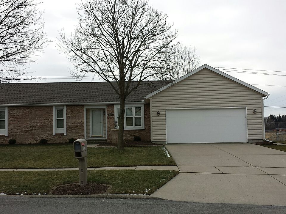 1st image of 2891 Sherwood Dr