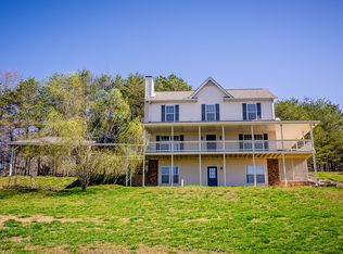 81 E Point Dr, Dahlonega, GA 30533