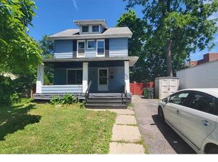 59 Elm St, Bedford, OH 44146