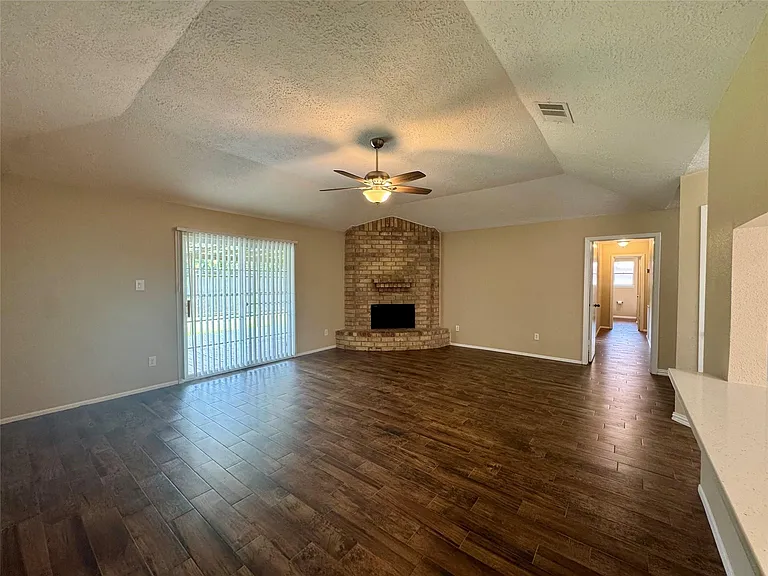 9831 Shell Rock Rd — Photo 9