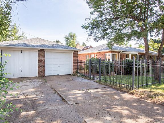 Separate Garage