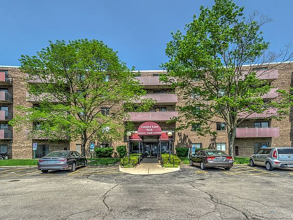 2nd image of 1460 Fairlane Dr APT 527