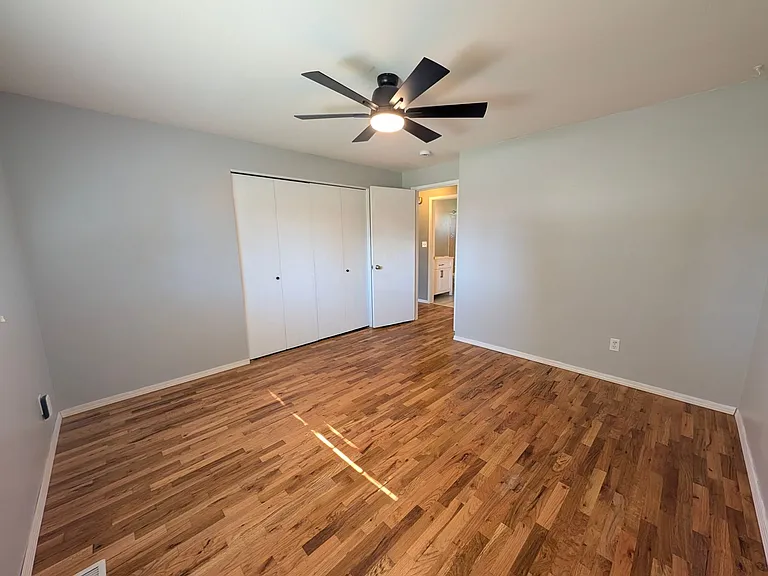 3806 Pineneedle Dr NE — Photo 15