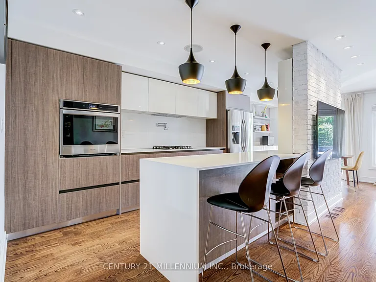 30 Queensmill Ct — Photo 14