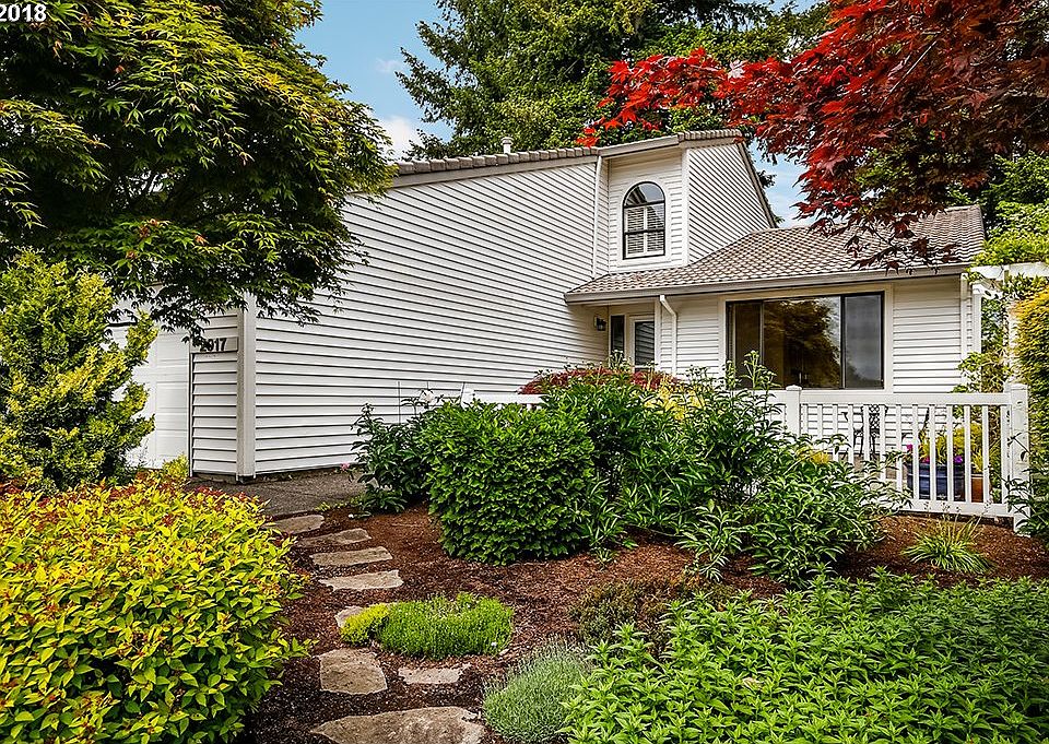 1st image of 2917 SE Spyglass Dr