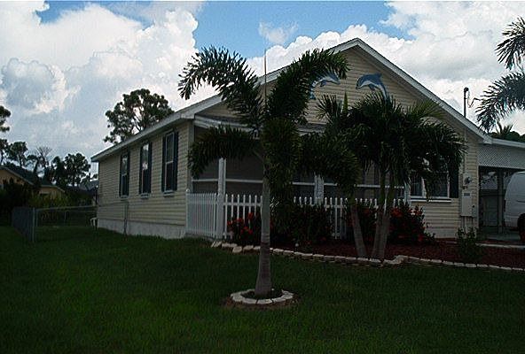 1st image of 2317 SE Mariola Ave