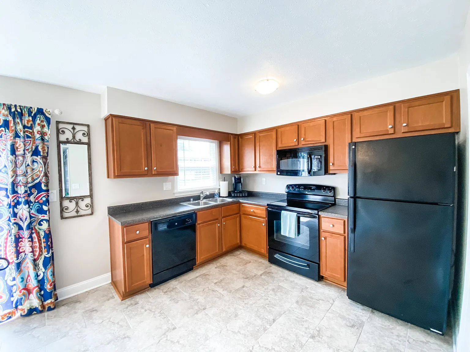 4854 Westport Rd — Photo 3