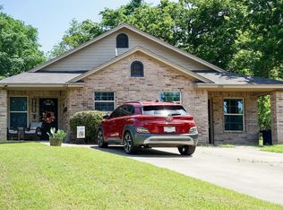 3004 NW 20th St, Fort Worth, TX 76106