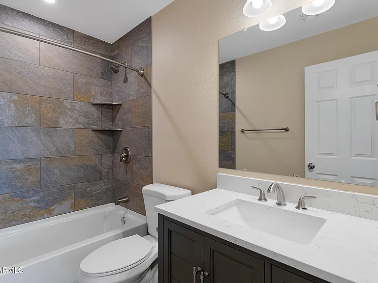 18408 N 46th Dr — Photo 26