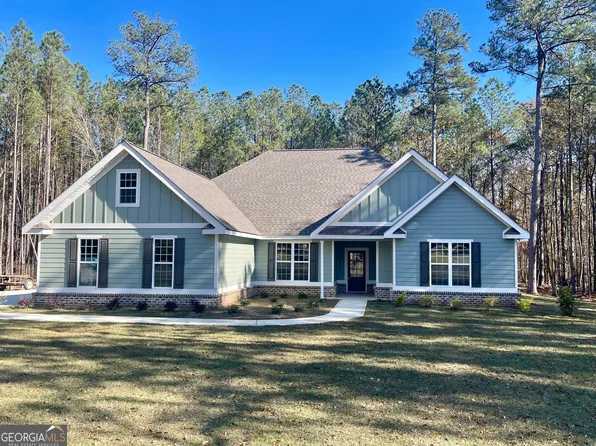 419 Willow Lake Dr NW, Milledgeville, GA 31061