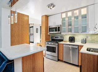 140 E 56th St APT 2F, New York, NY