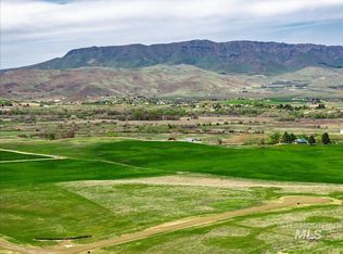 7 Jake Ln, Emmett, ID 83617