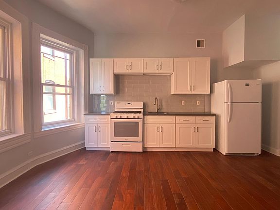 4th image of 4224 Parkside Ave #2R
