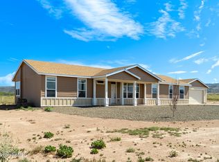 12198 E Winter Sun Dr, Cornville, AZ 86325