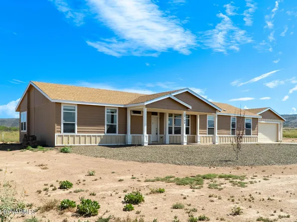 12198 E Winter Sun Drive, Cornville, AZ 86325