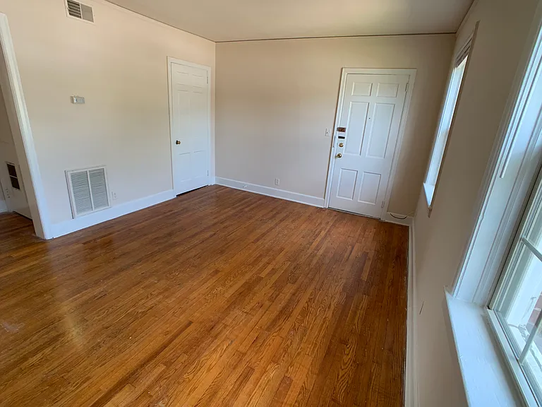 917 Oxmoor Rd #201 — Photo 37