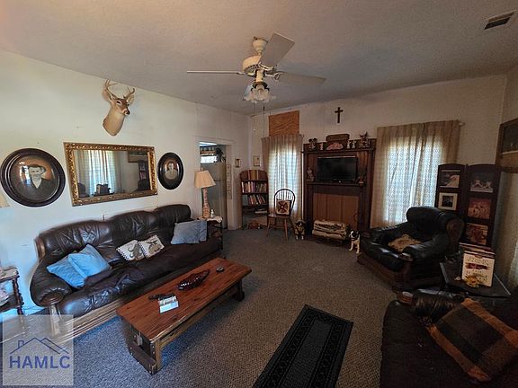 3rd image of 178 Lee Place Rd NE