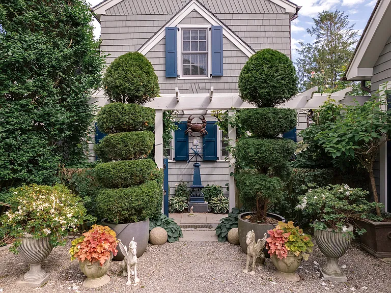 12 Huntington Ln — Photo 15