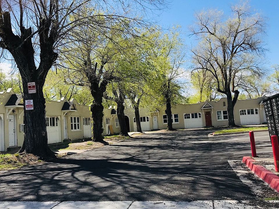 1st image of 563 W 24th St #24