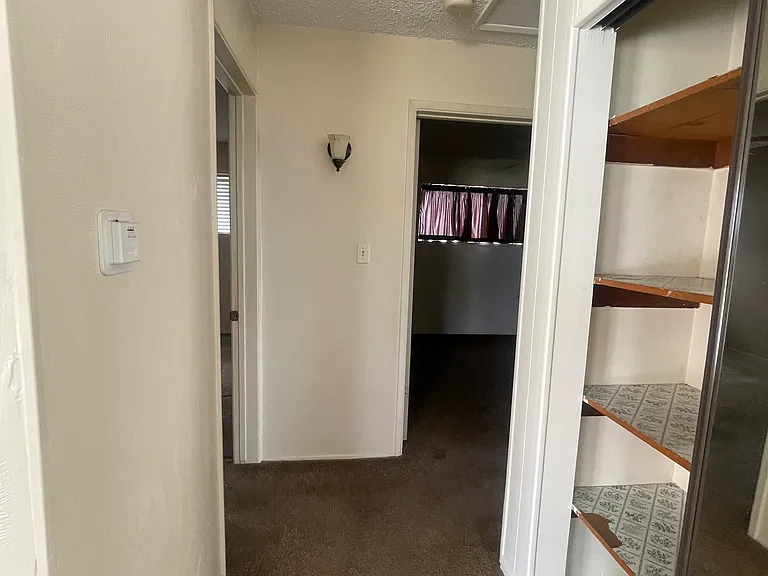 8824 Cedar St — Photo 10
