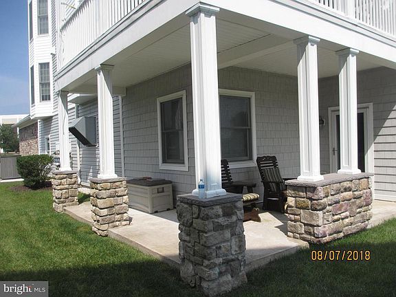 3rd image of 4720 Water Park Dr #4720C
